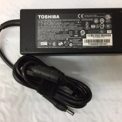 Original Toshiba 19V 6.3A 120W 5.5x2.5mm PA3717U-1ACA p750 laptop adapter