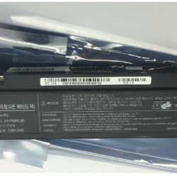 New Original Samsung R428 R458 R560 R580 AA-PB9NS6B AA-PB9NC6B Laptop battery